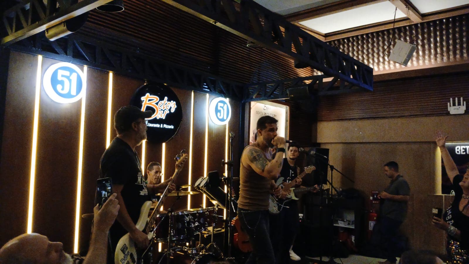 Banda em performance